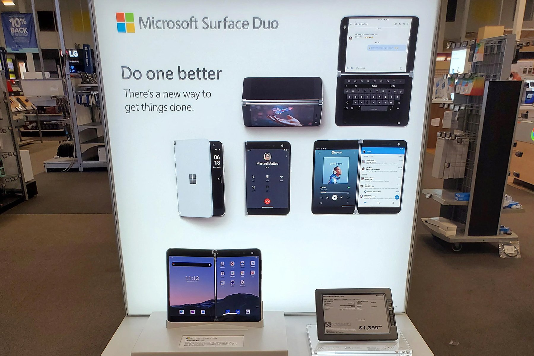 microsoft-surface-duo-best-buy-stand.jpg