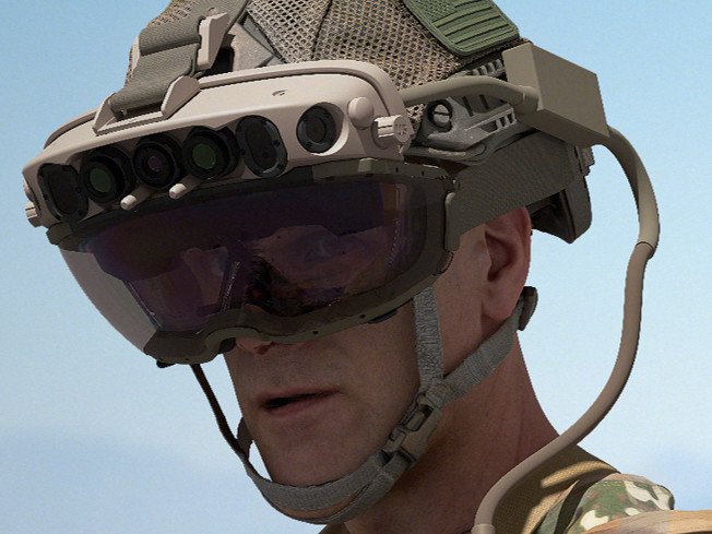 hololens-us-army-2021-microsoft-press.jpg