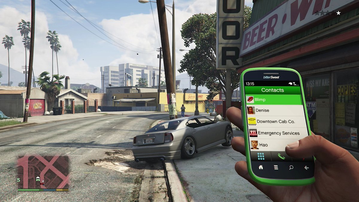 Grand-Theft-Auto-V-phone-Xbox-One-screen.jpg