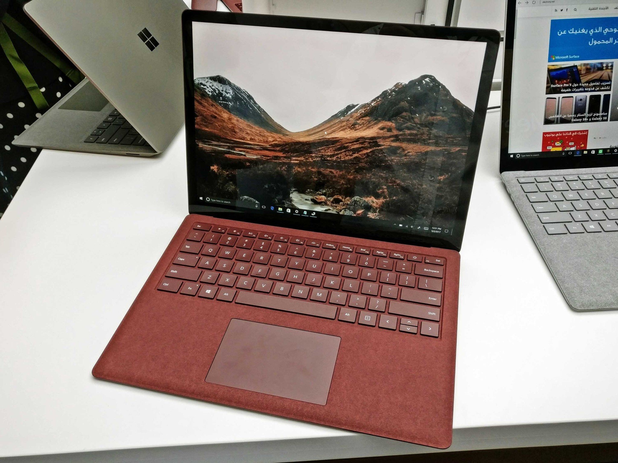 surface-laptop-red.jpg