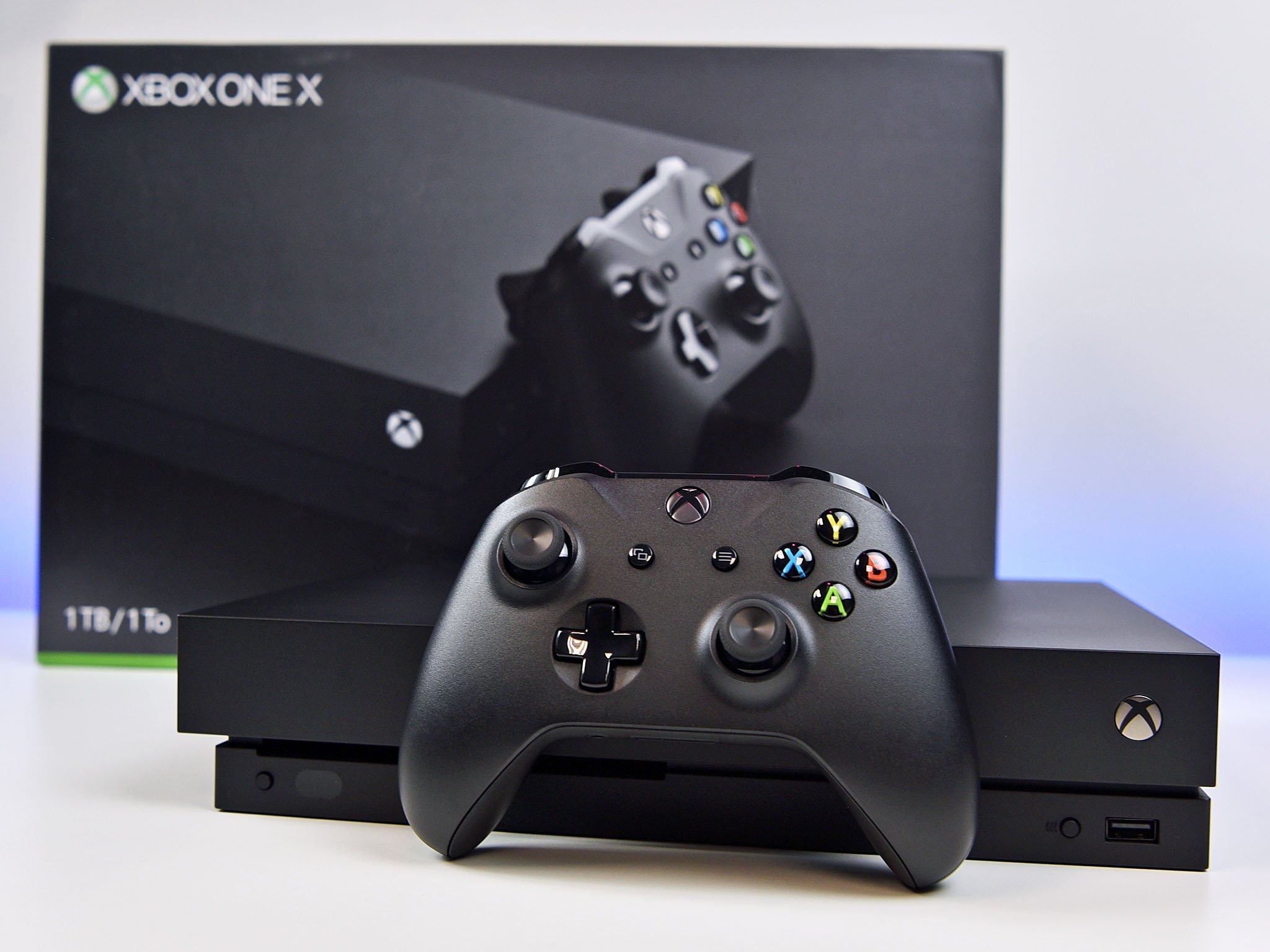 Xbox-One-X-hero-box-console_0_0.jpg