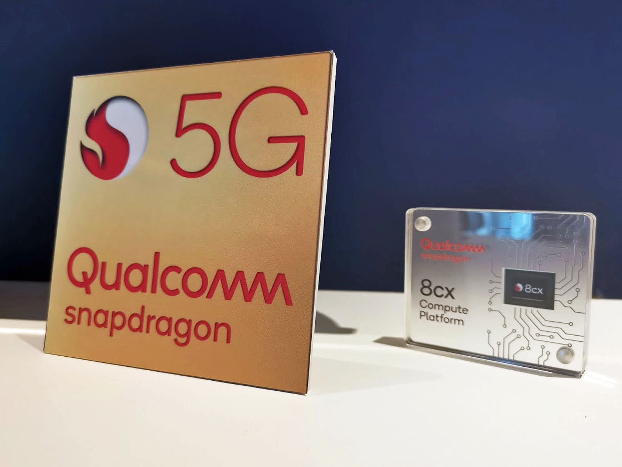 qualcomm-snapdragon-8cx-5g-logo.jpg