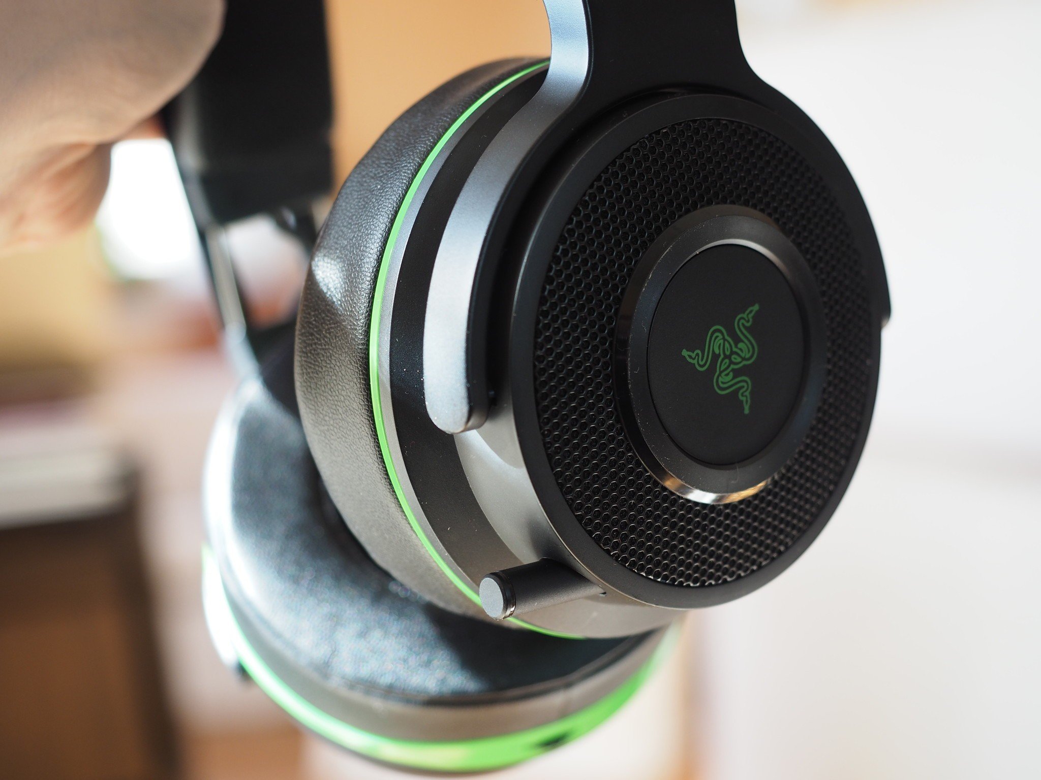 razer-thresher-headset.jpg