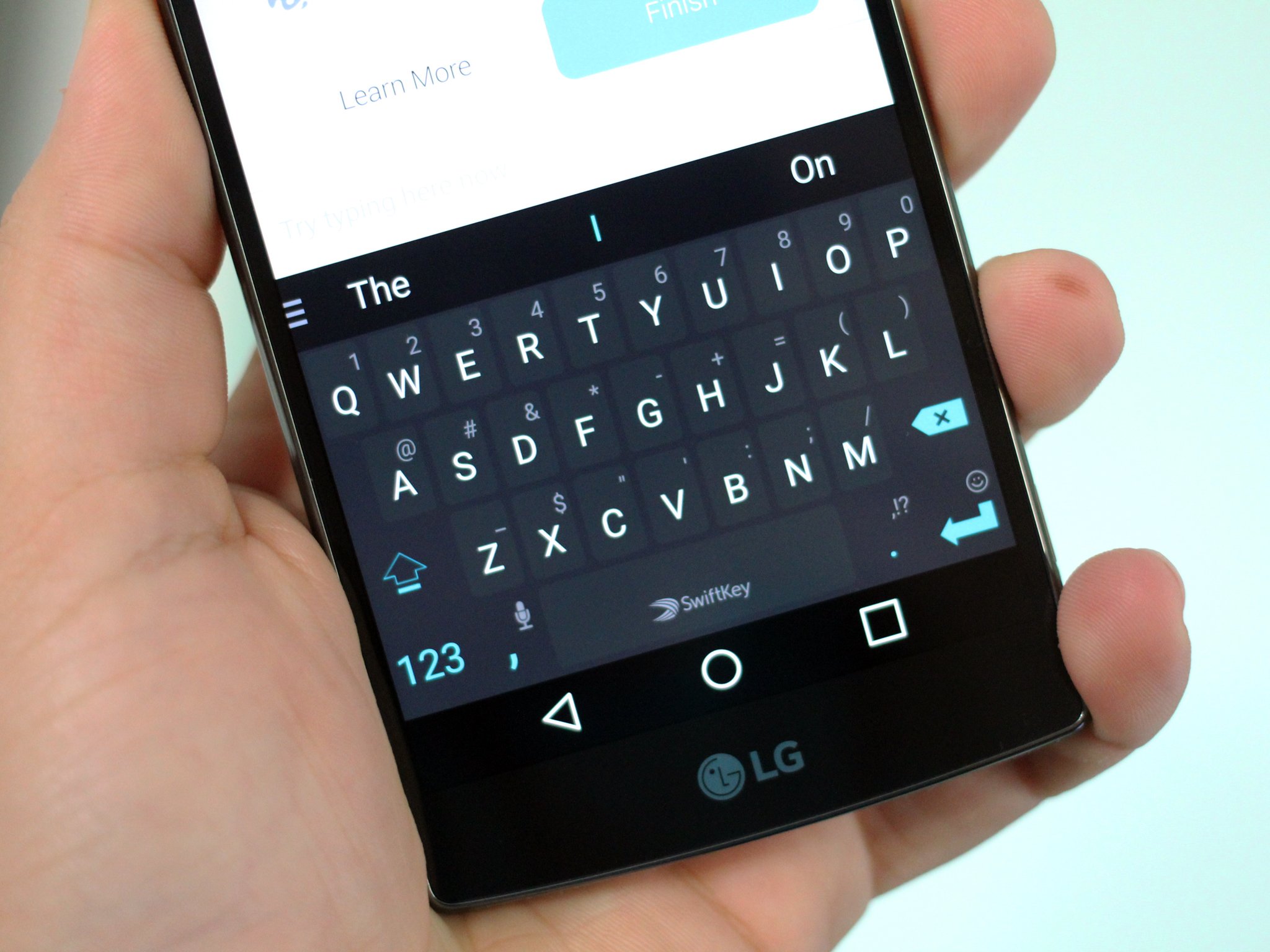 swiftkey-carbon-theme-hero.jpg