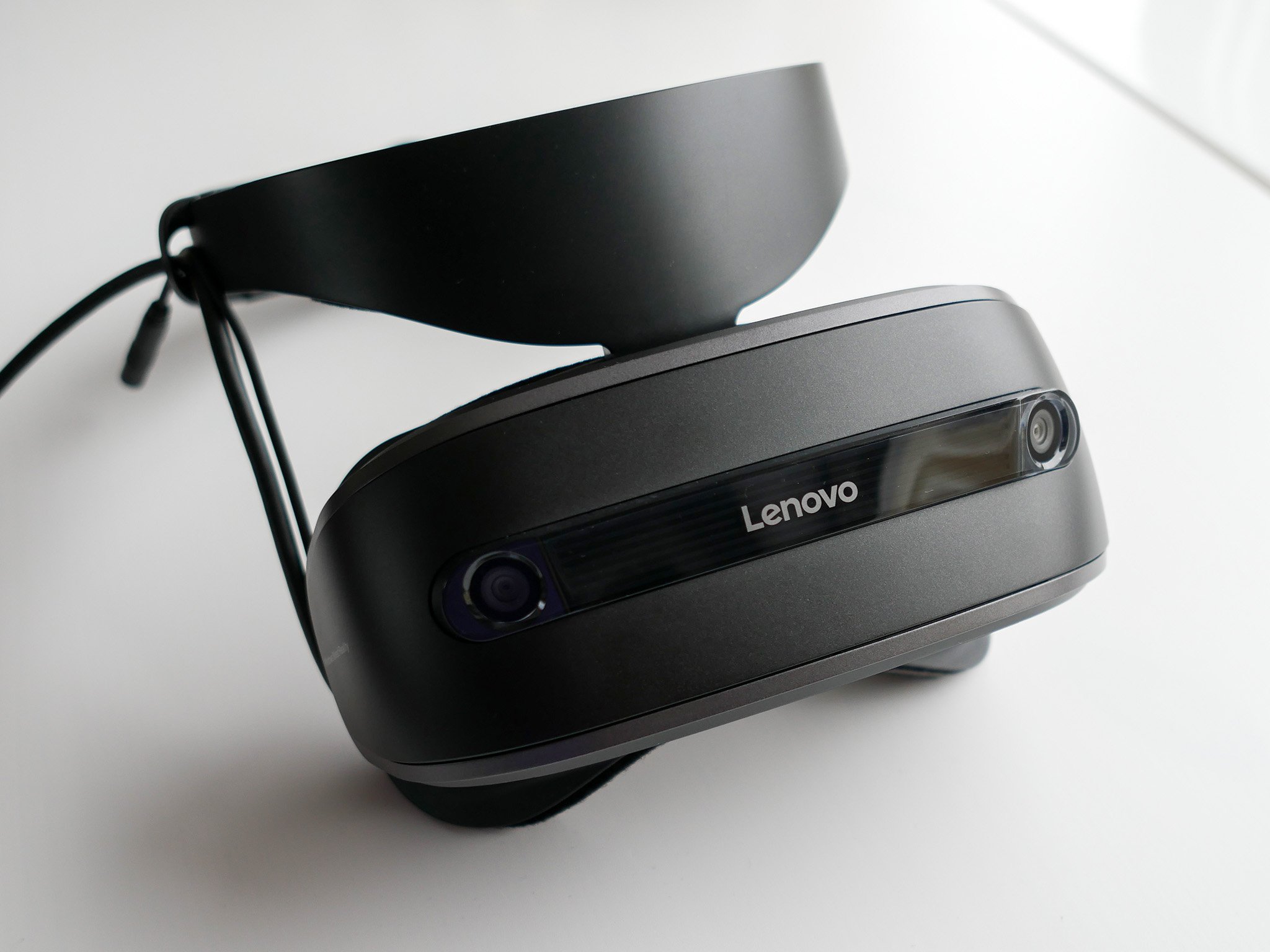 lenovo-explorer-headset-1.jpg