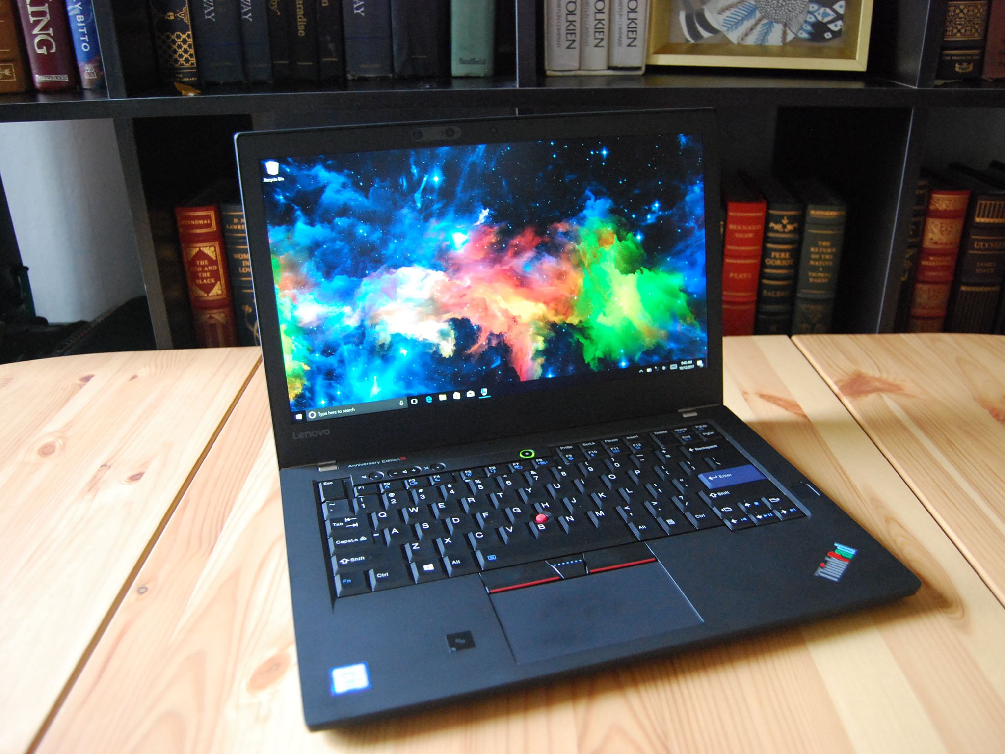 thinkpad-25-review-angle-front-02.jpg