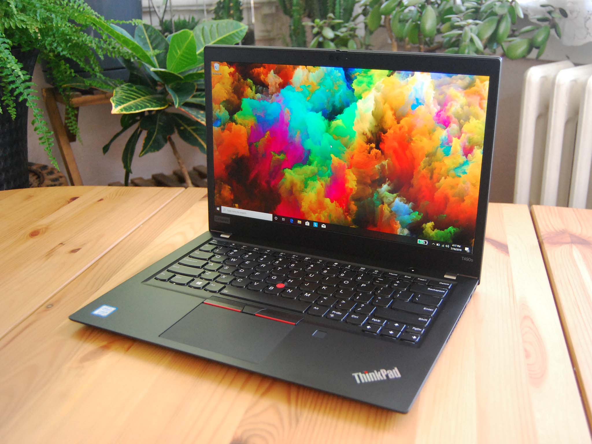 lenovo-thinkpad-t490s-hero-01.jpg