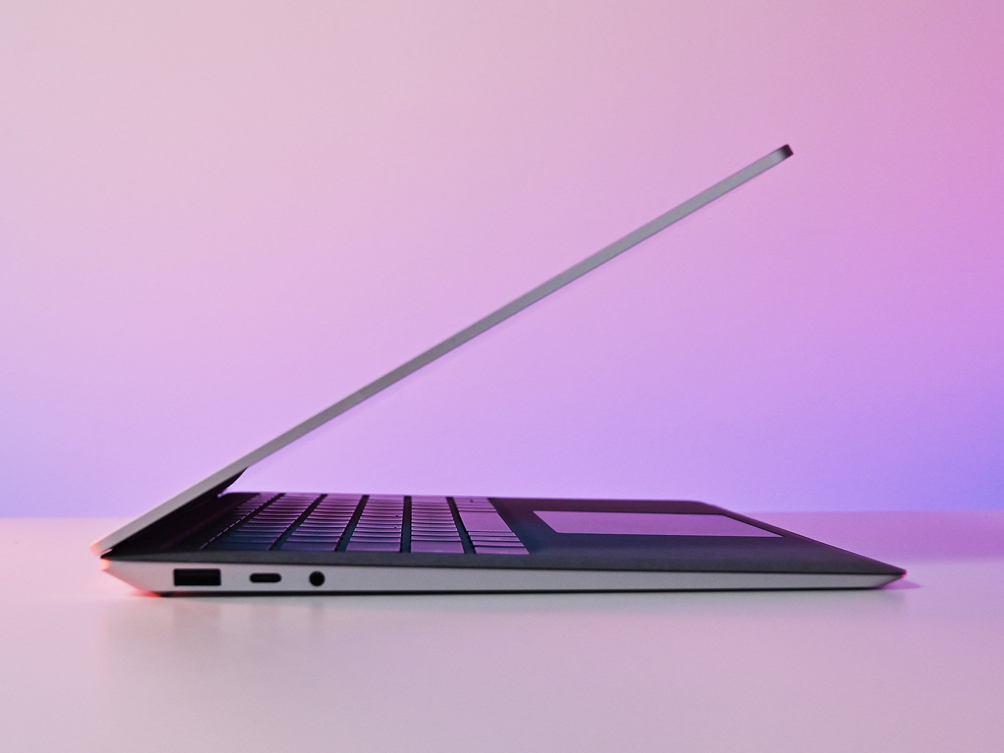 surface-laptop-3-13-review-side.jpg