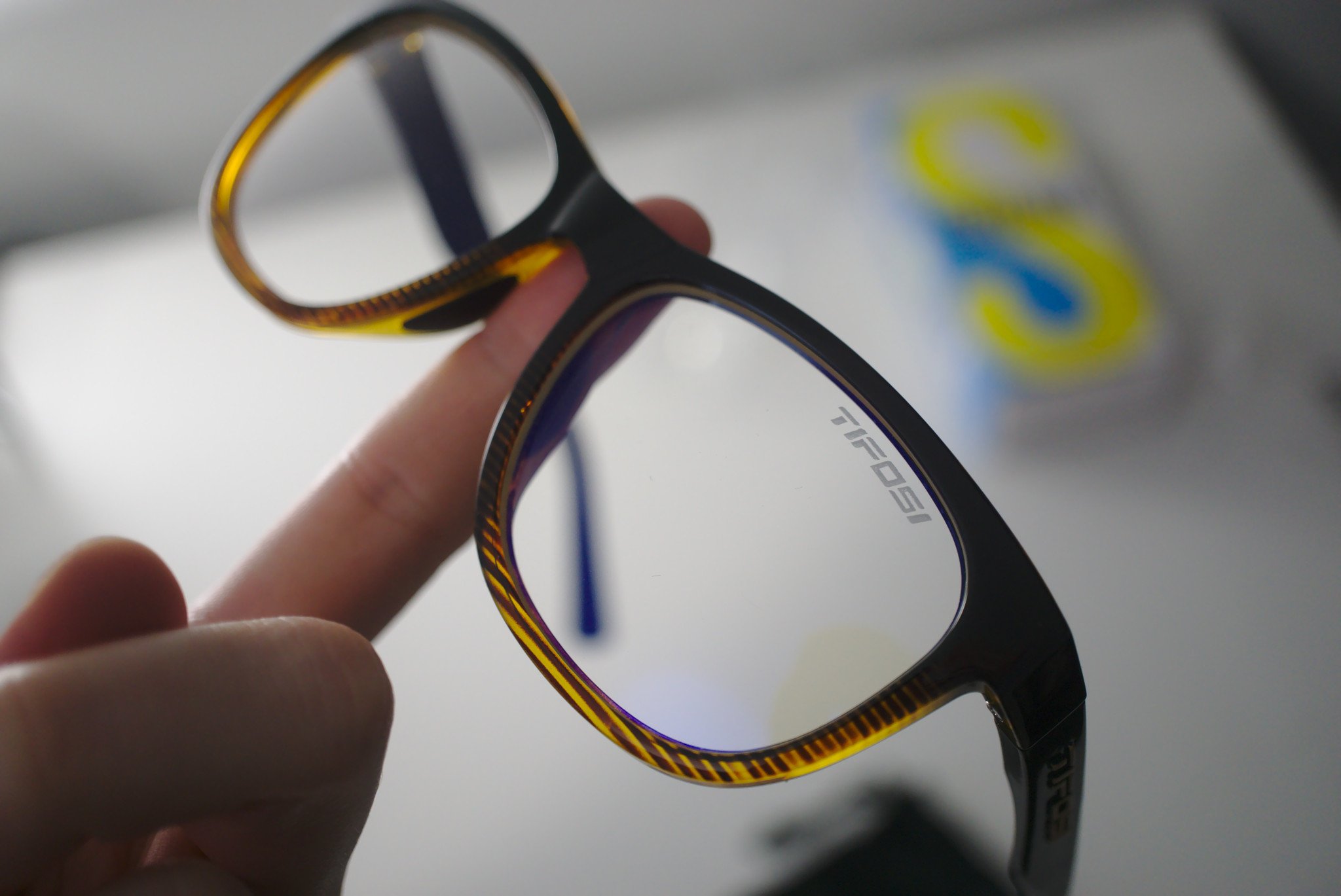 tifosi-swank-gaming-glasses-lens.jpg