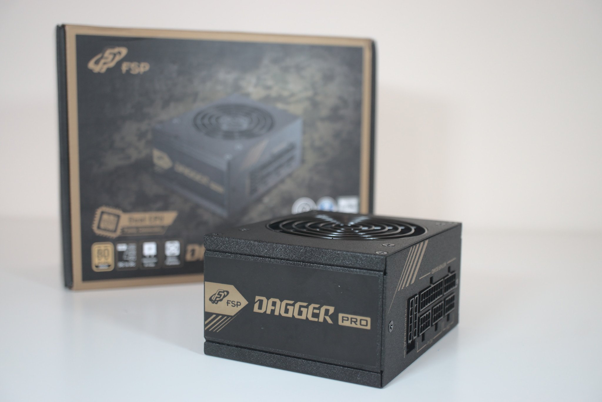 fsp-dagger-pro-psu-hero.jpg