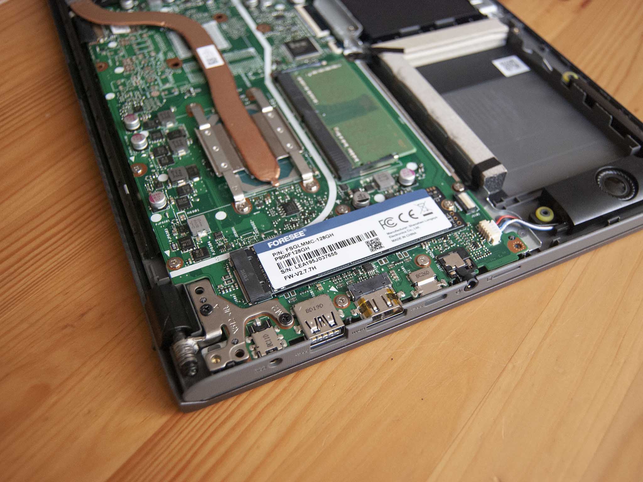 asus-vivobook-15-ssd-upgrade-01.jpg