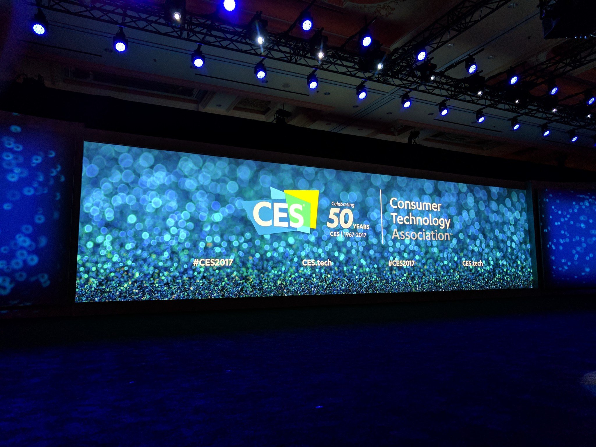 ces-stage.jpg