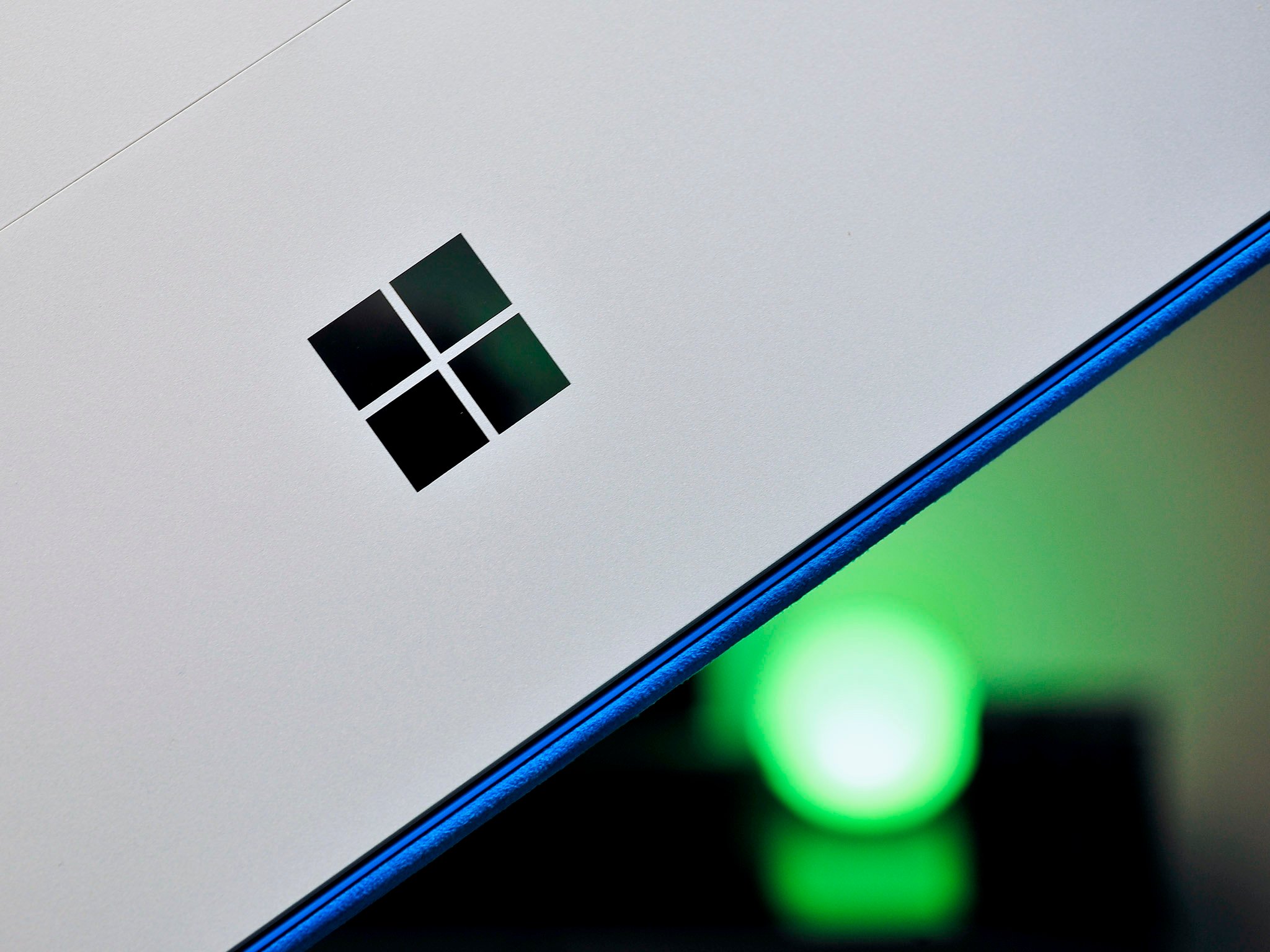 Surface-Microsoft-logo.jpg