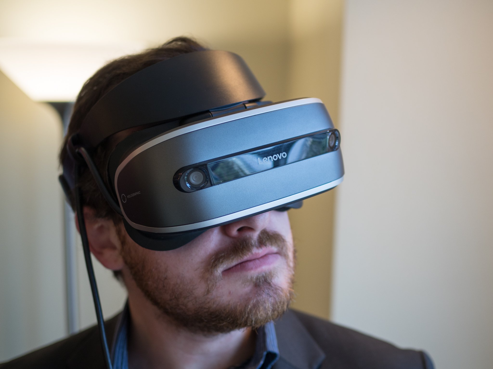 lenovo-prototype-vr-headset-8.jpg