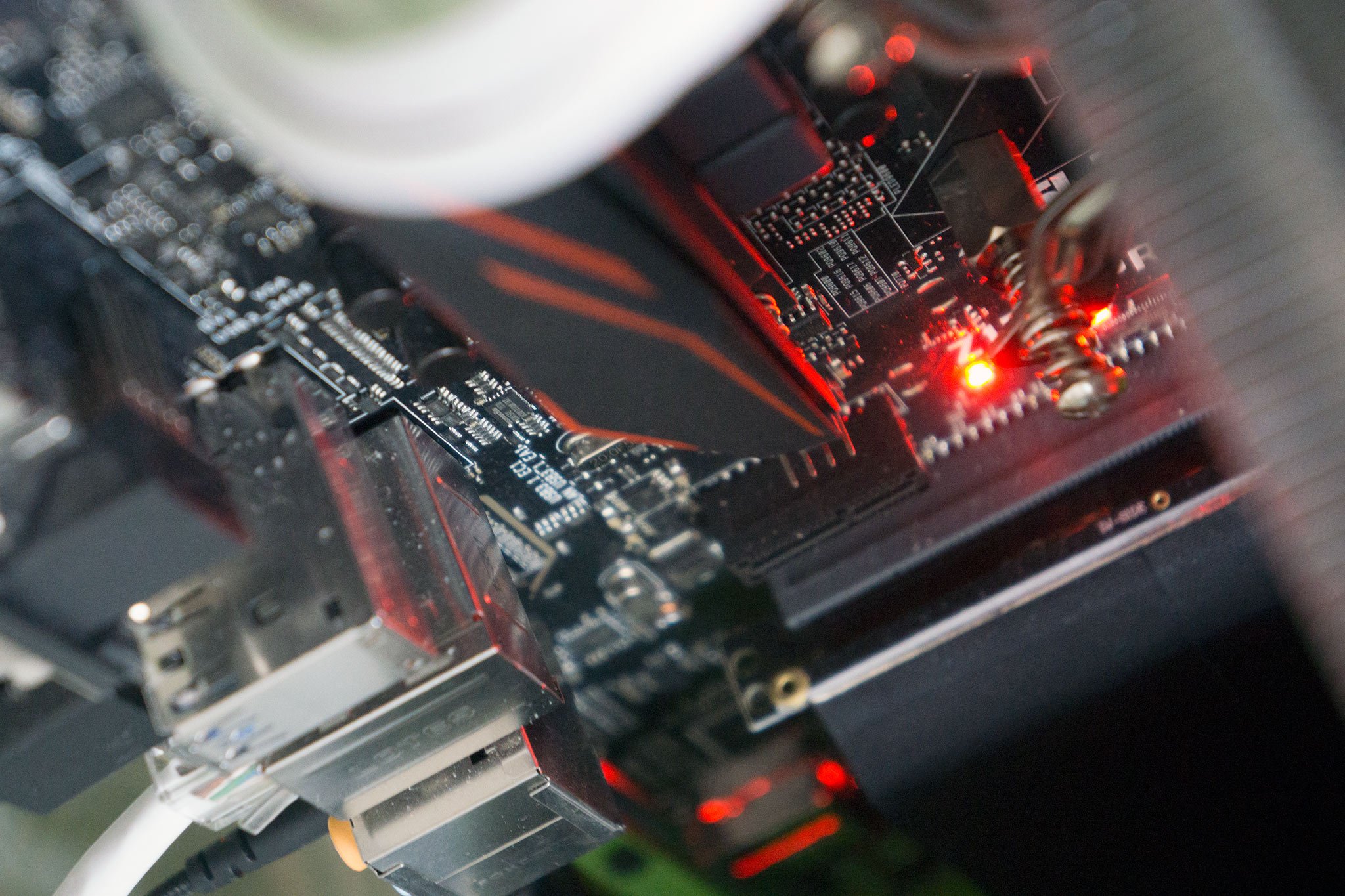 asus-pro-gaming-motherboard-closeup.jpg