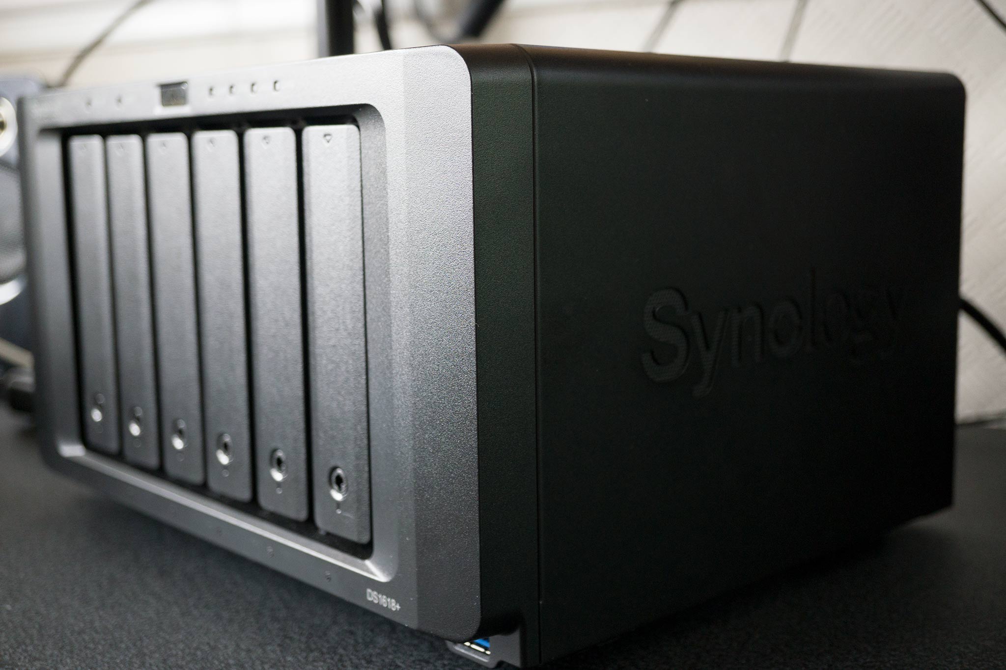 synology-ds1618plus.jpg