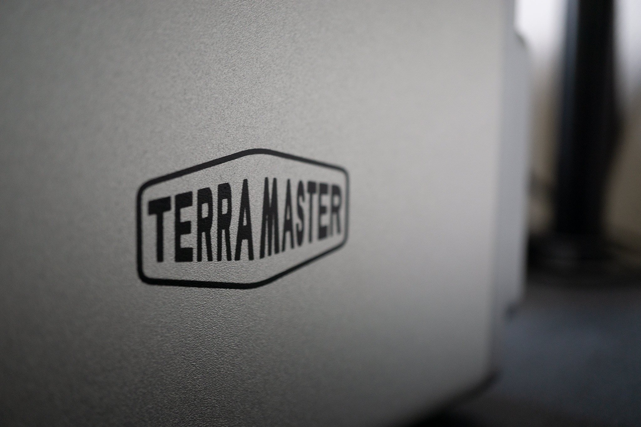 terramaster-f4220-nas.jpg