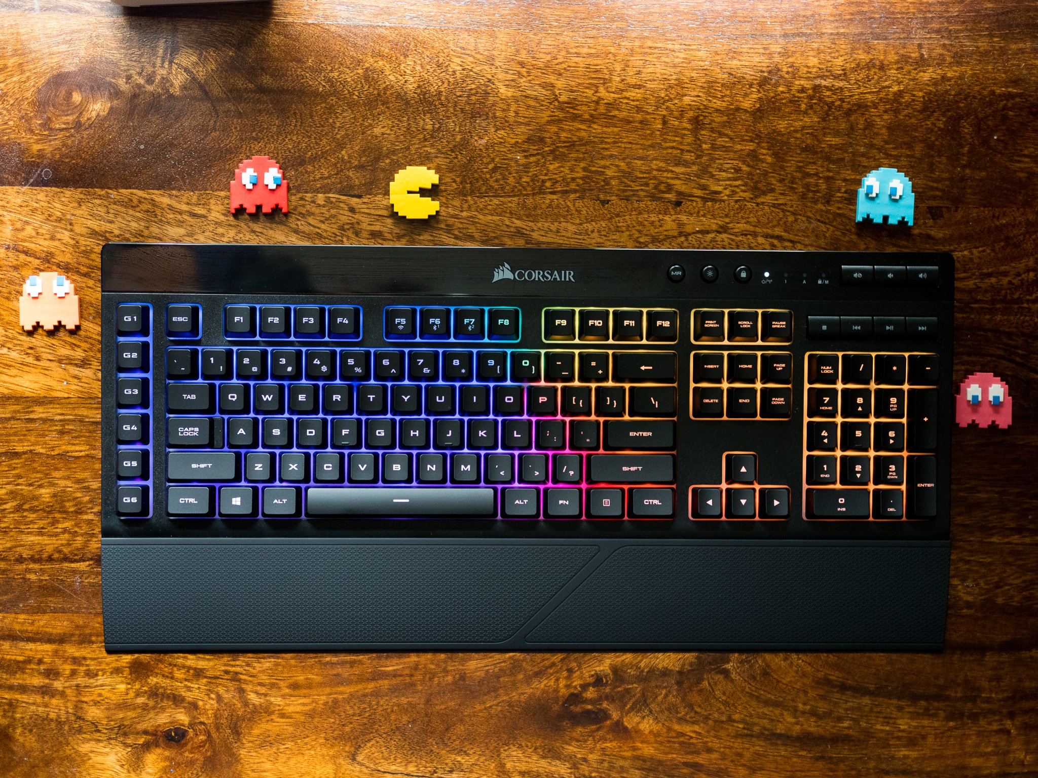 corsair-k57-rgb-wireless-1.jpg