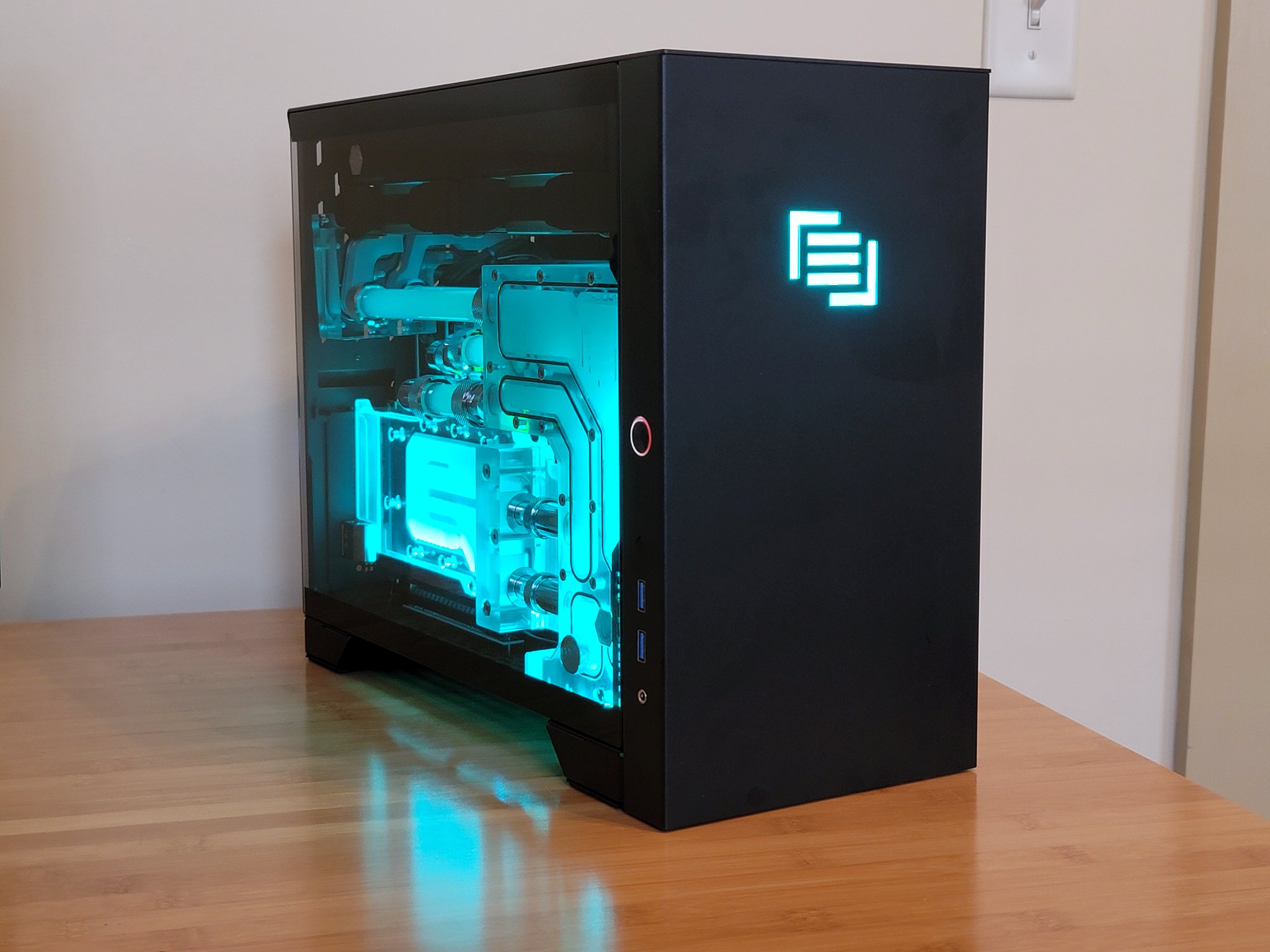 maingear-turbo-hero-1.jpg