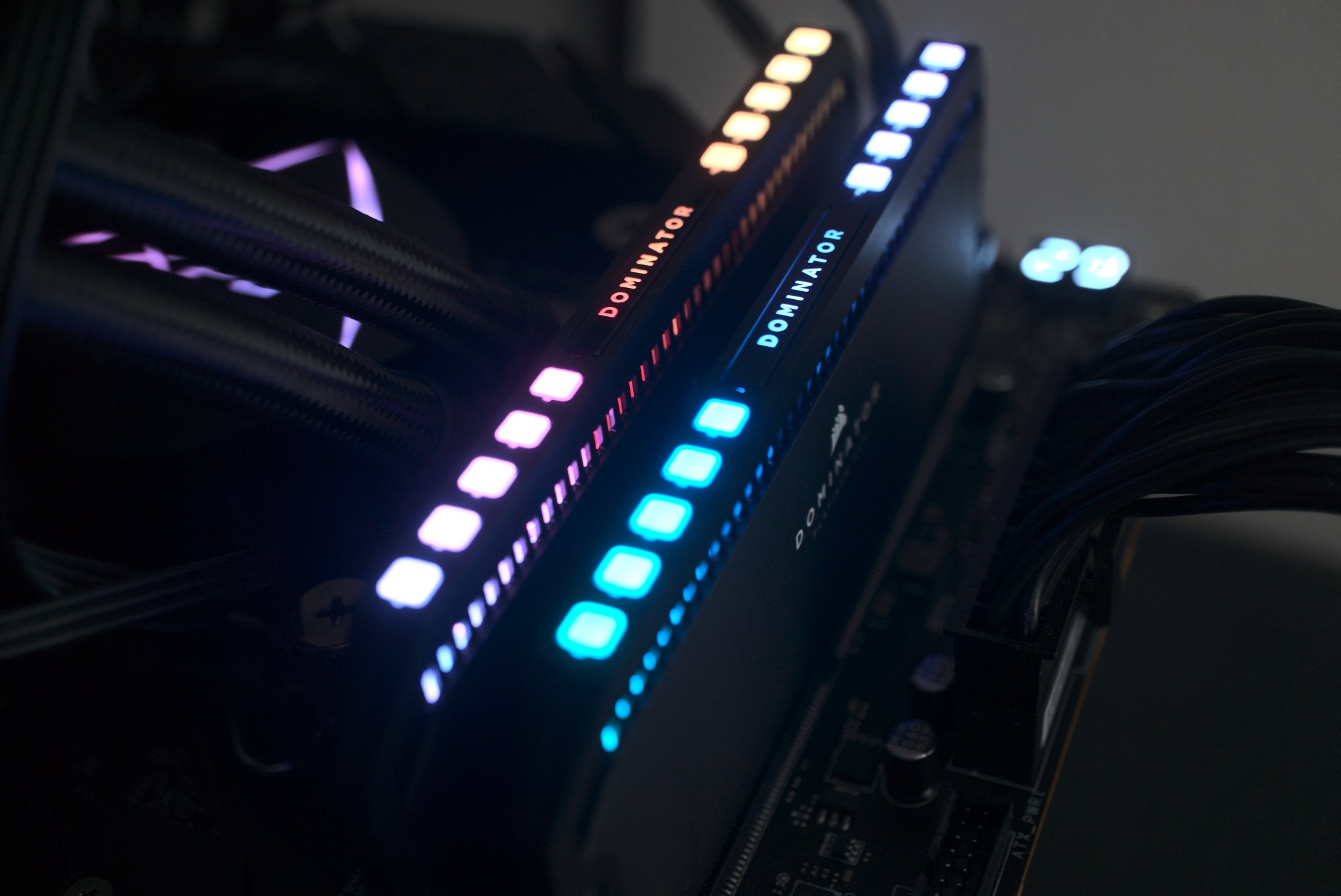 corsair-dominator-platinum-rgb-ddr5-ram-rgb.jpg