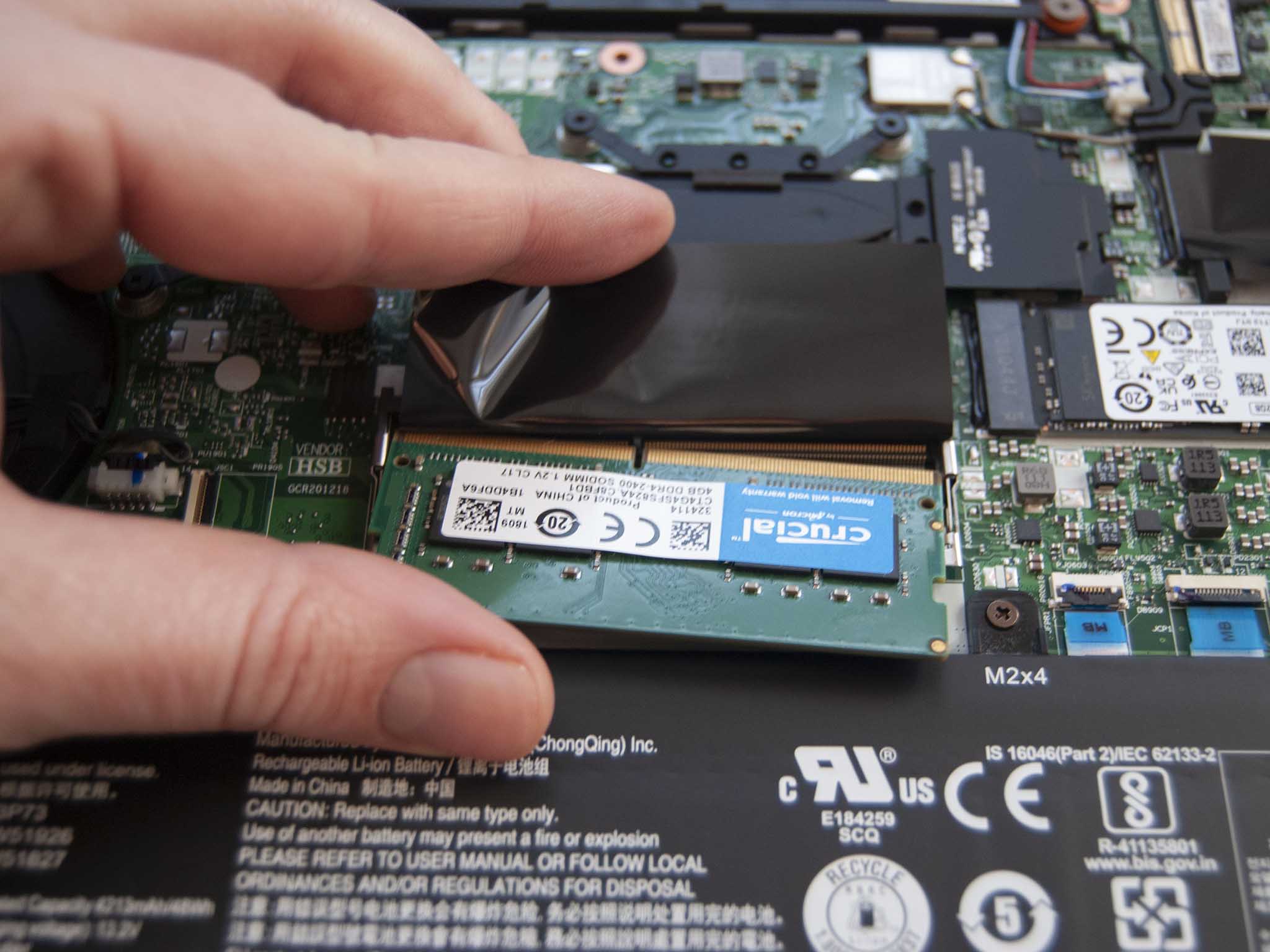 thinkpad-t14-gen2-ram-upgrade-04.jpg